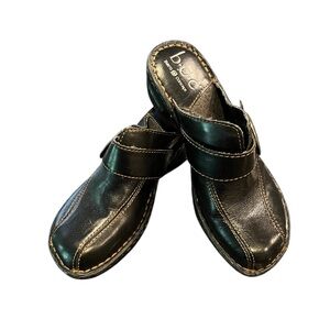 B.O.C. Dark Brown Leather Mules W/Comfort Sole 1.75” heel size 7M strap/buckle.